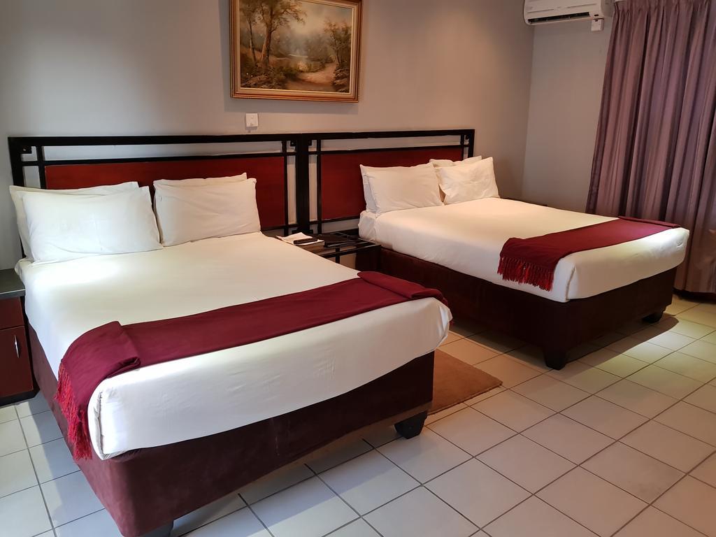 Batho Pele Lodge Γκαμπορόνε Εξωτερικό φωτογραφία